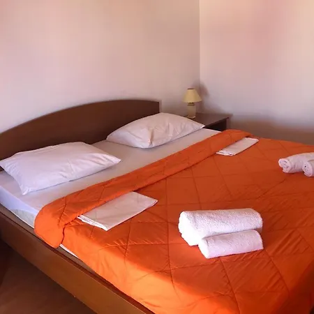 Nina Apartment *